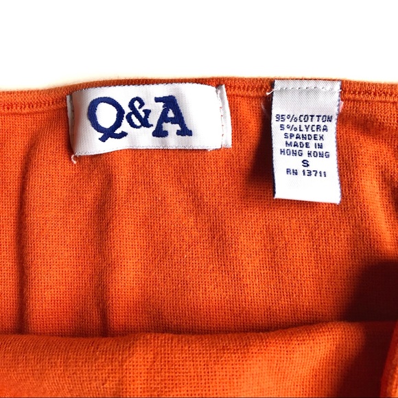 2/$15 Q & A Tank Top Orange Small Juniors - Picture 3 of 15